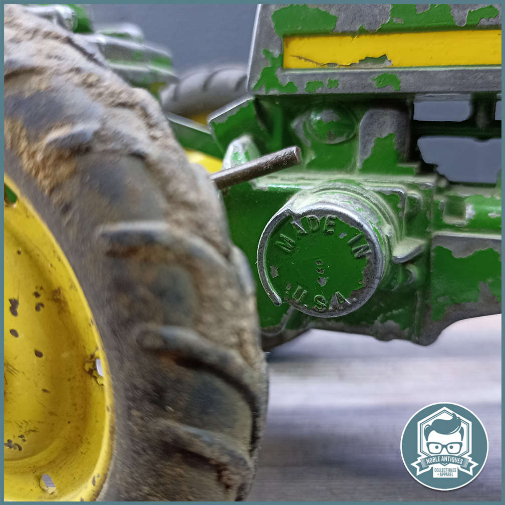 Large Vintage Metal Scale 1:16 John Deere 60 Tractor and Plow!!!