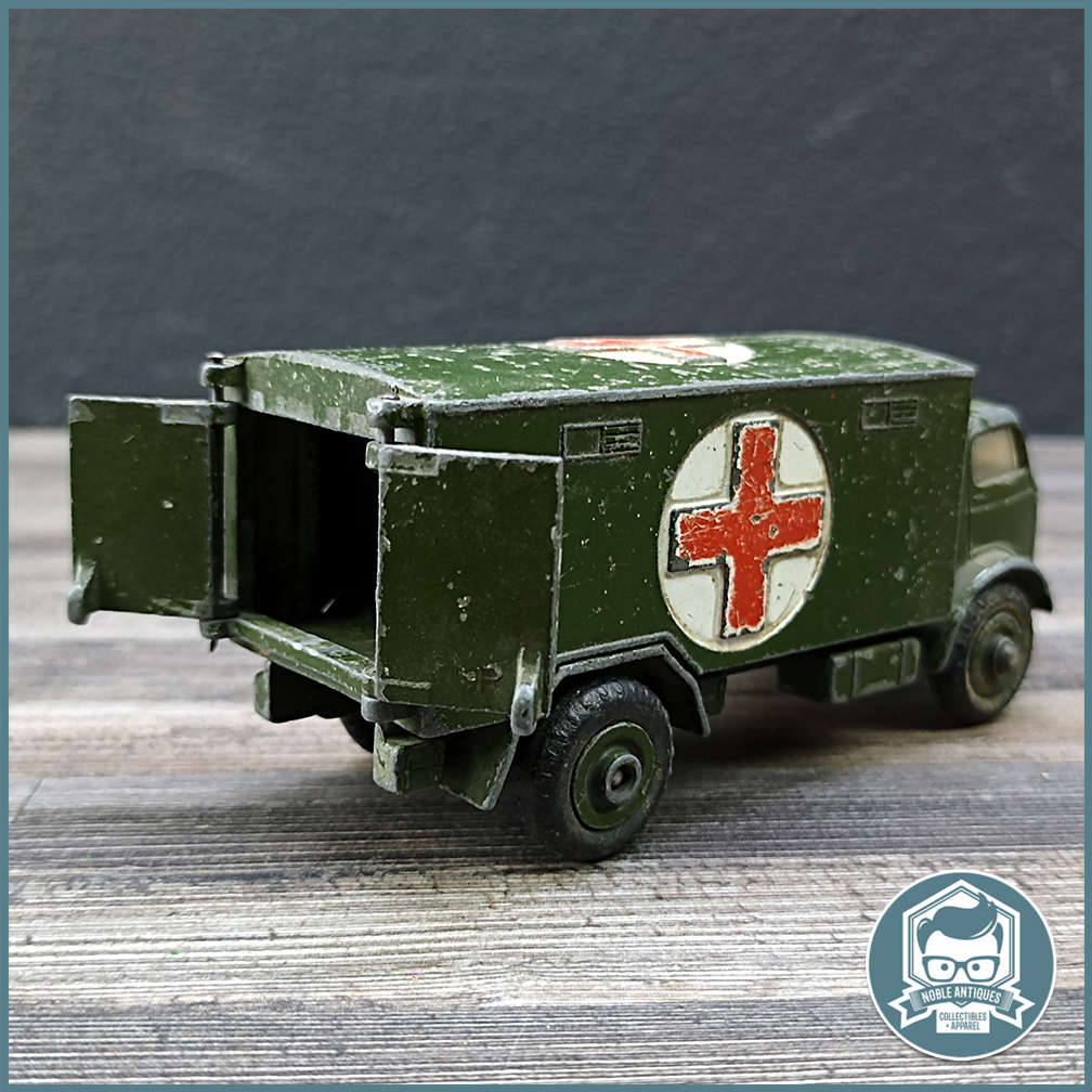 Dinky Toy #626 Military Ambulance!!!