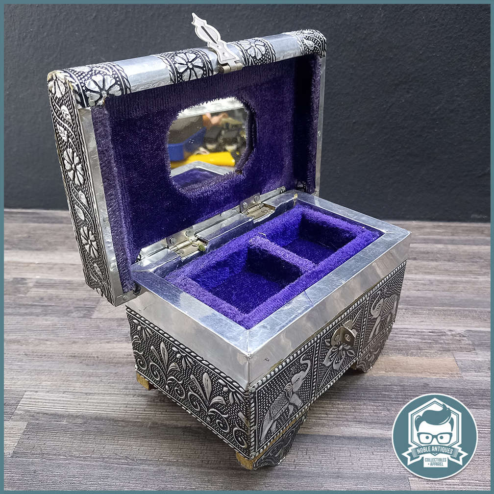 Middle Eastern Silver Elephant Jewelry Box With Velvet Lining!!!
