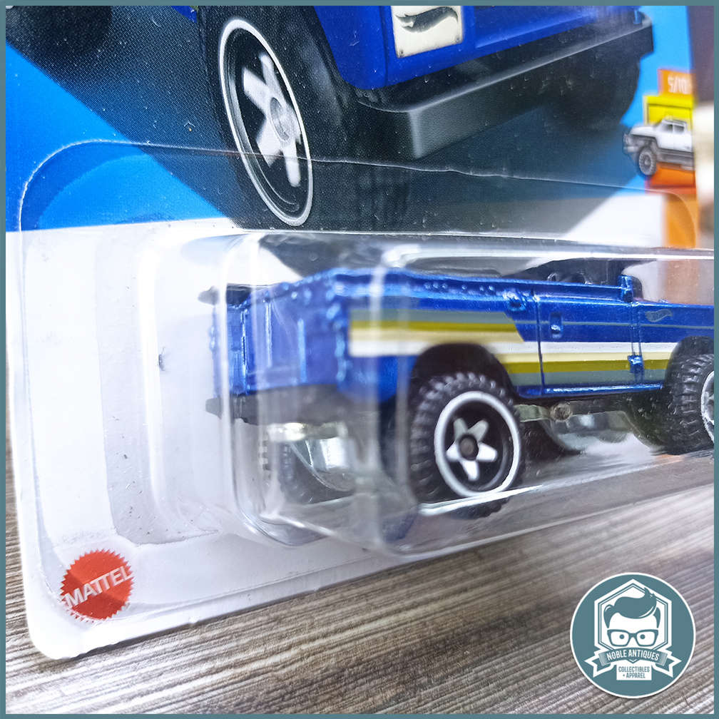 Hot Wheels Land Rover Series II (Japan Import) !!!