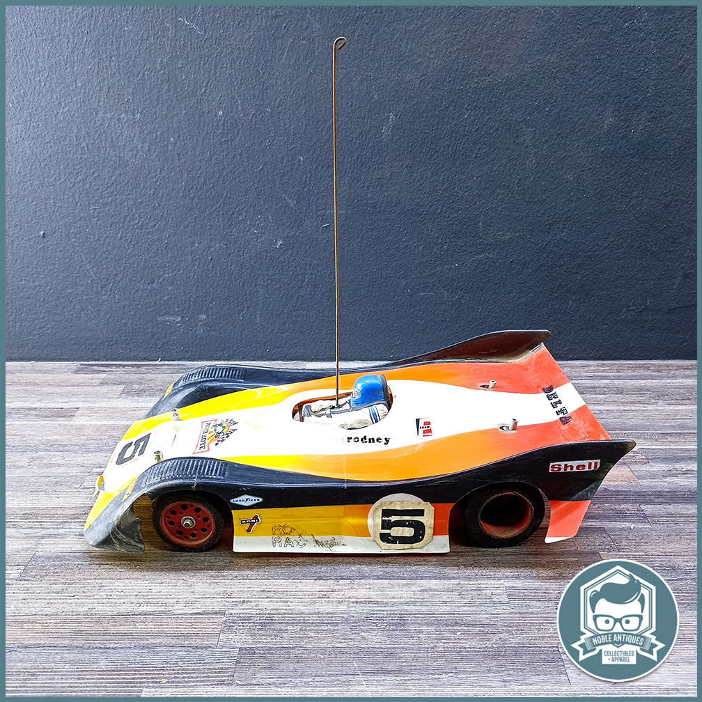 RC Racing Car as per Pictures - Scale 1:16 !!!