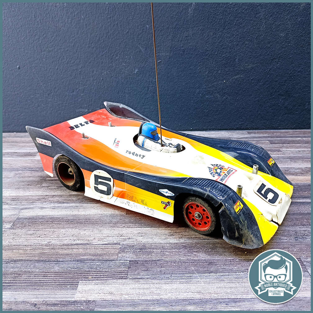 RC Racing Car as per Pictures - Scale 1:16 !!!