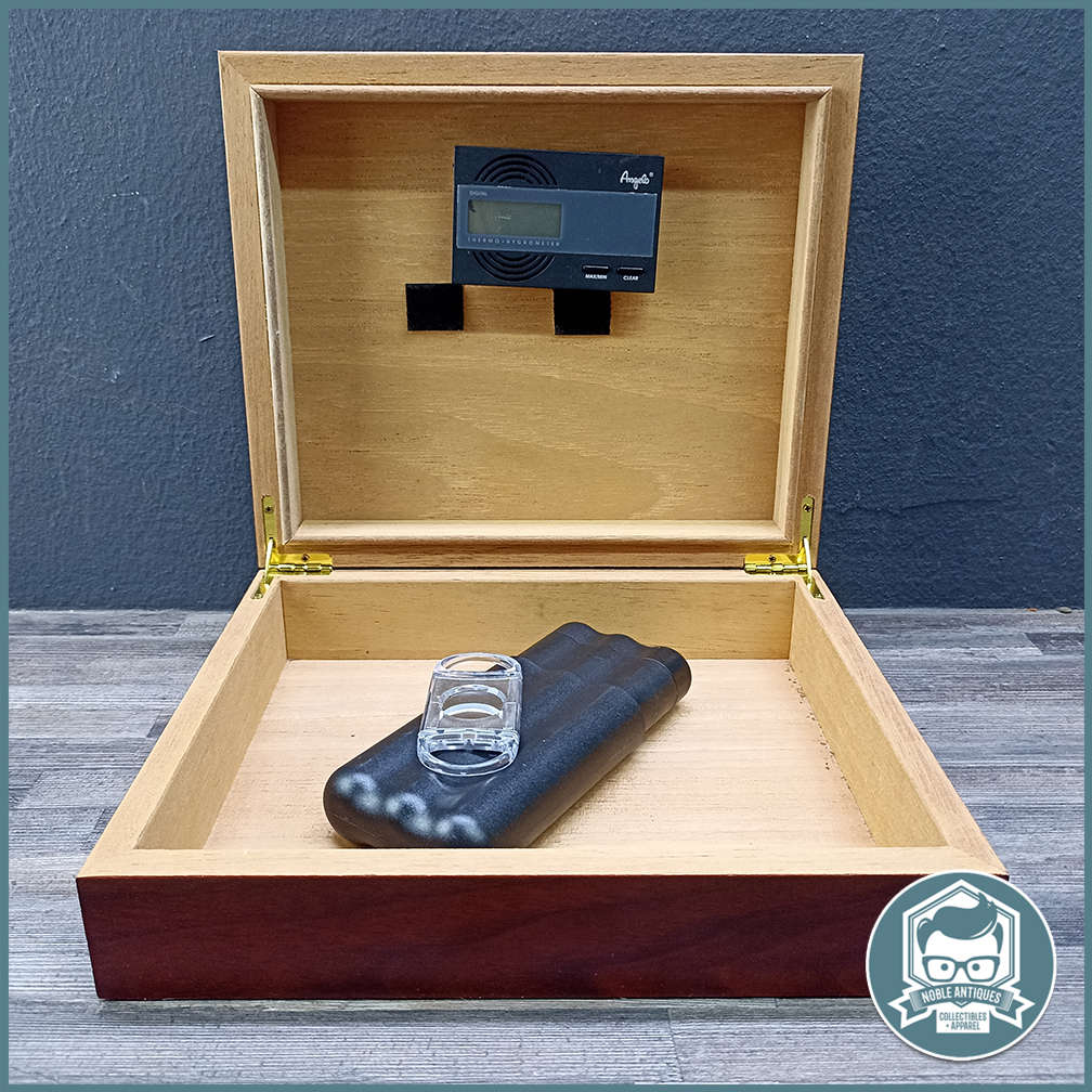 Rosewood-Cedar Cigar Humidor Box and Accessories!!!