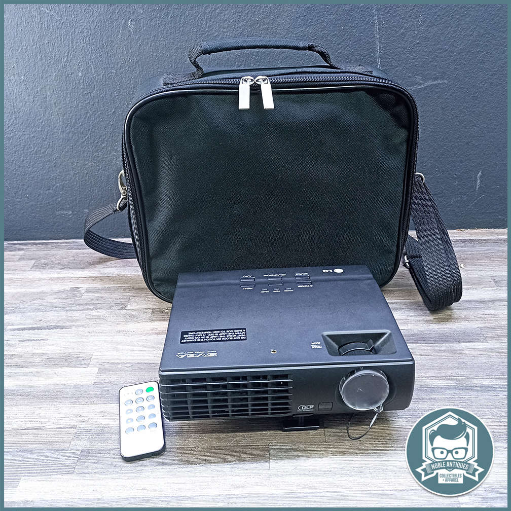 Complete LG DS325B Projector!!!
