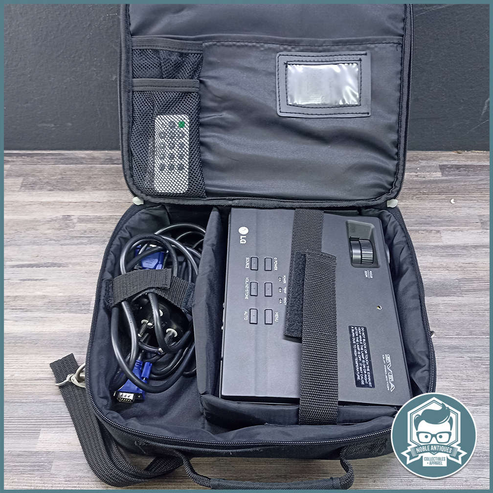 Complete LG DS325B Projector!!!