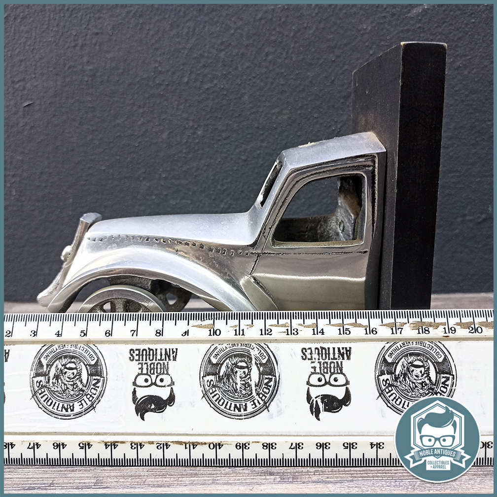 Cast Metal Vintage Car Bookend!!!