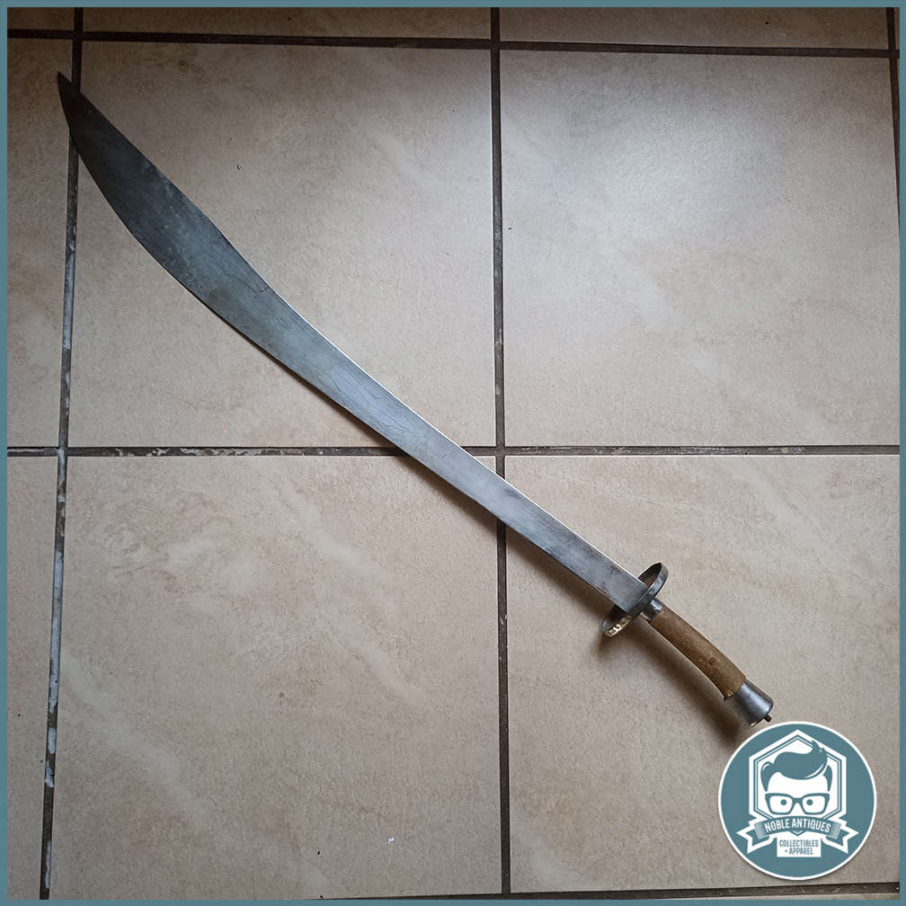 Large Vintage Chinese Broadsword !!!
