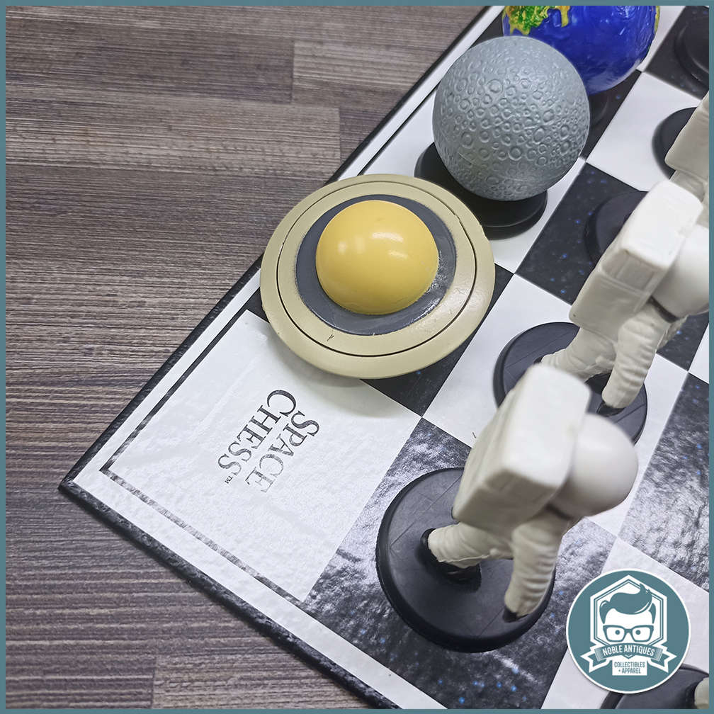 Original Boxed Complete Vintage Space Chess Game by Big League Promotions 2002!!!