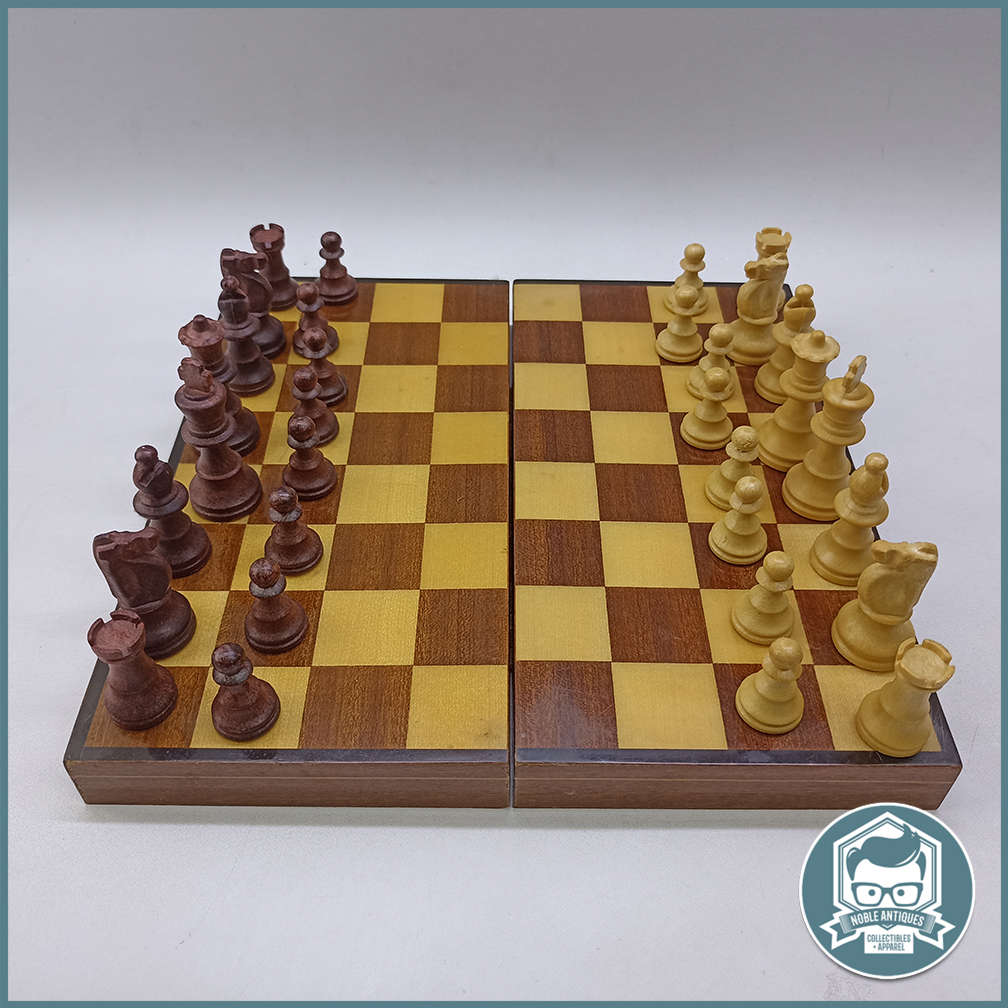 Complete Folding Wood Chess Board with Pieces!!!