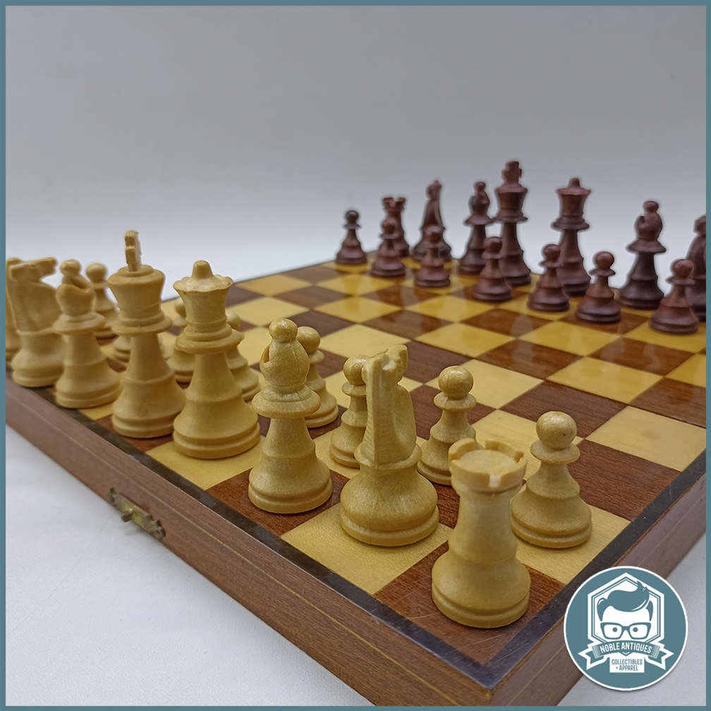 Complete Folding Wood Chess Board with Pieces!!!