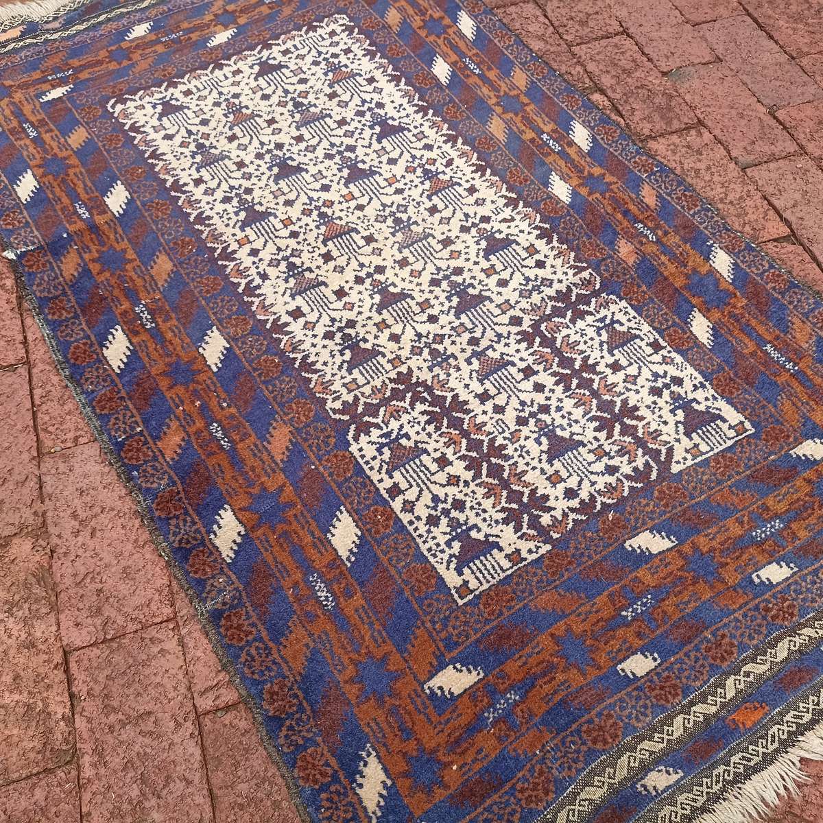Hand knotted Afghan/Persian woolen carpet 120cm x 60cm