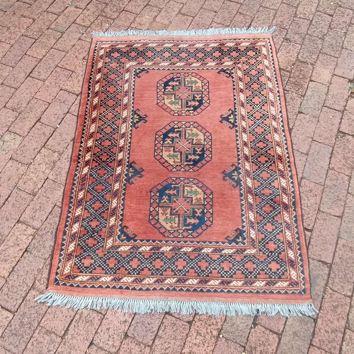 Hand knotted Afghan/Persian woolen carpet 140cm x 100cm