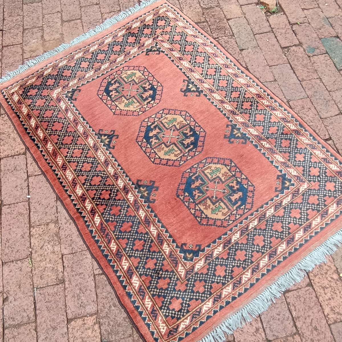 Hand knotted Afghan/Persian woolen carpet 140cm x 100cm