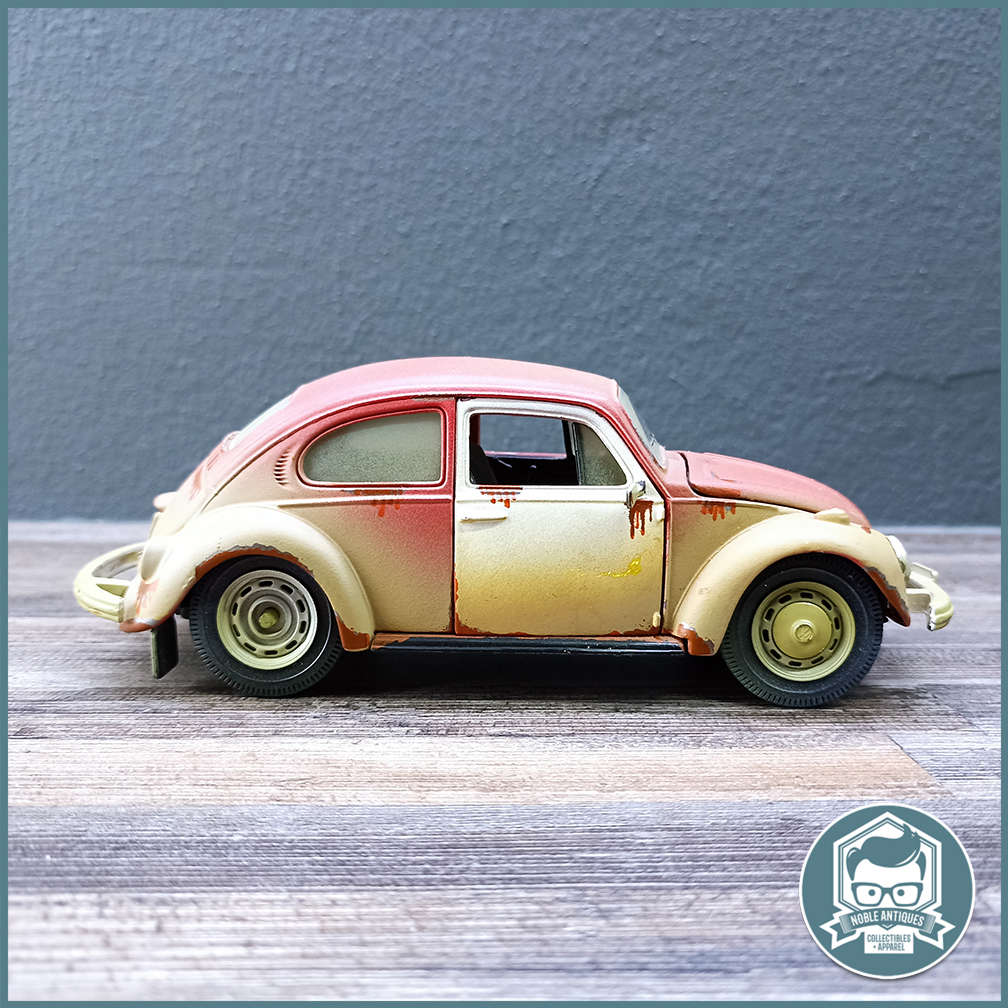 Maisto 1:24 Old Friends Volkswagen Beetle Model