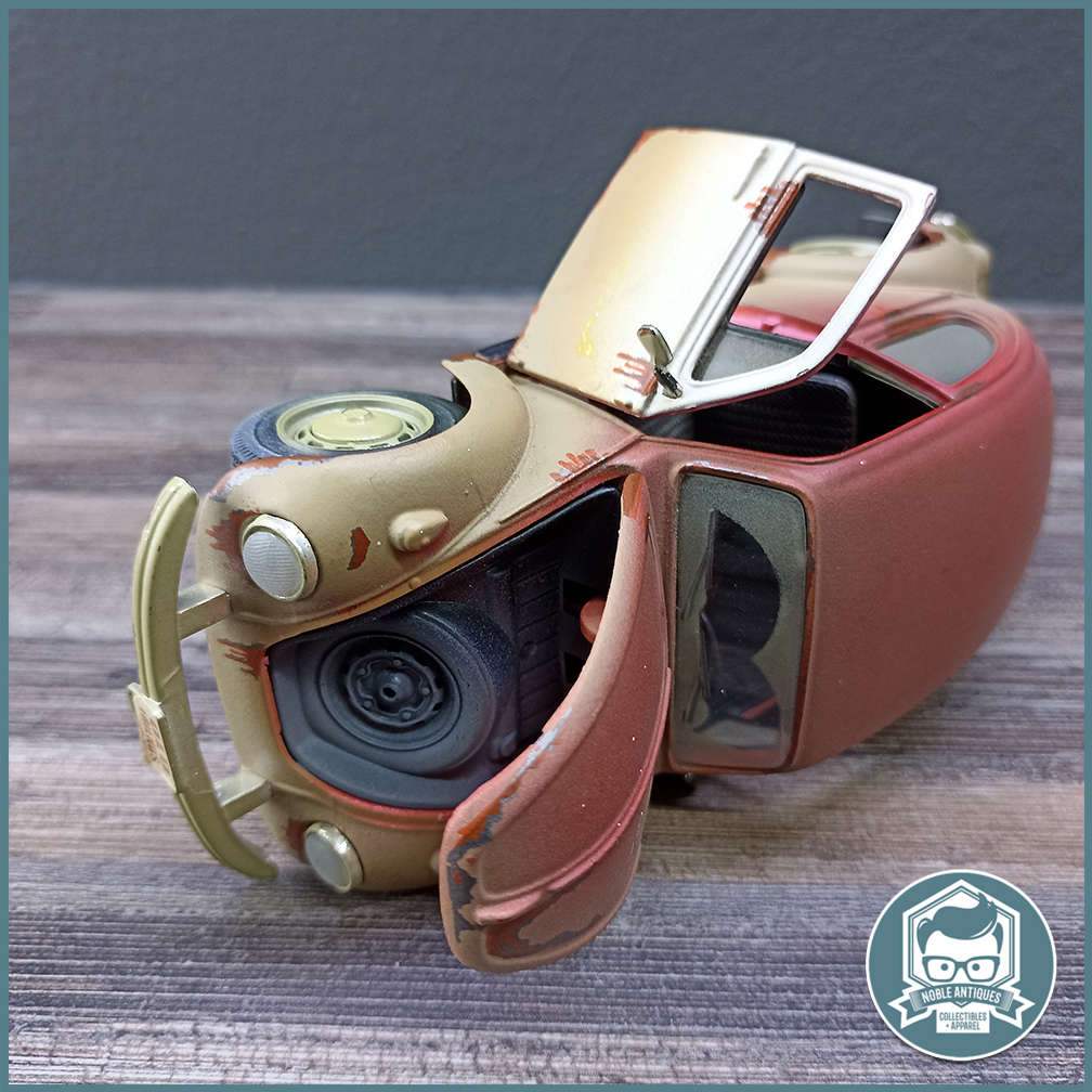 Maisto 1:24 Old Friends Volkswagen Beetle Model