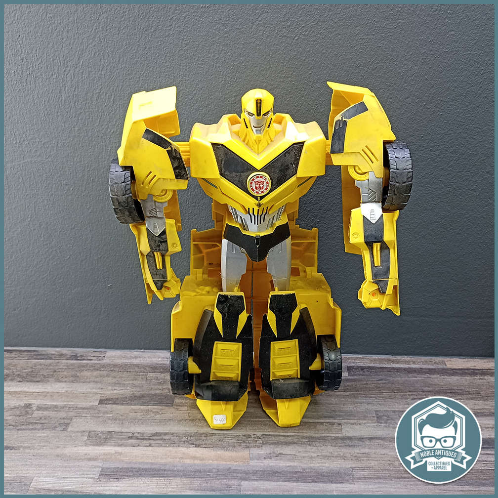 2005 Super Bumblebee Transformers Robot - Over 50cm