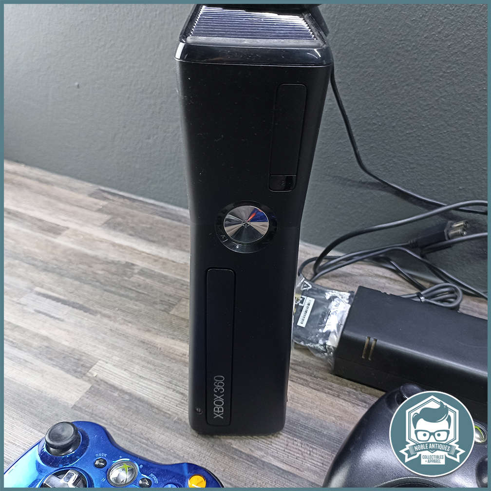 Original X Box 360 Console and Extras - Fantastic Condition!!!