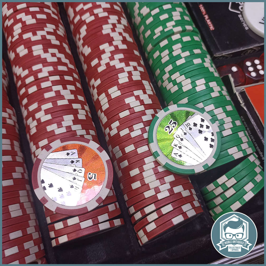 Large Metal Cased 500pc Poker Game and Poker Chips Set