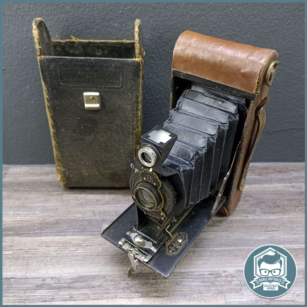 Vintage Kodak No.2 Folding Hawk-eye Model B Camera