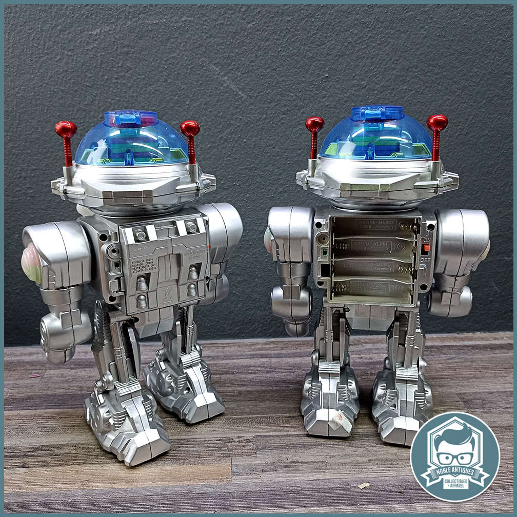 Two Star Defender Shooting Disk Robots