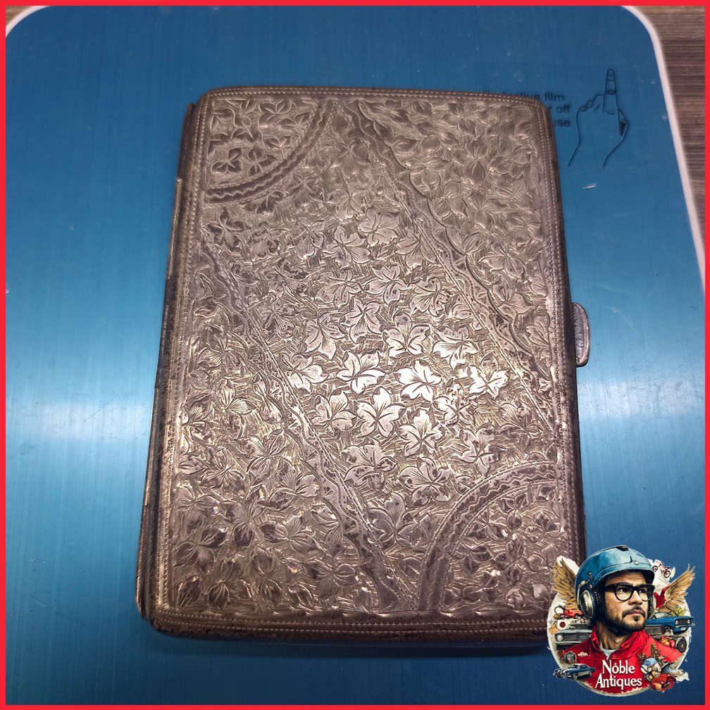 Antique Sterling Silver Aide Memoire case 65g