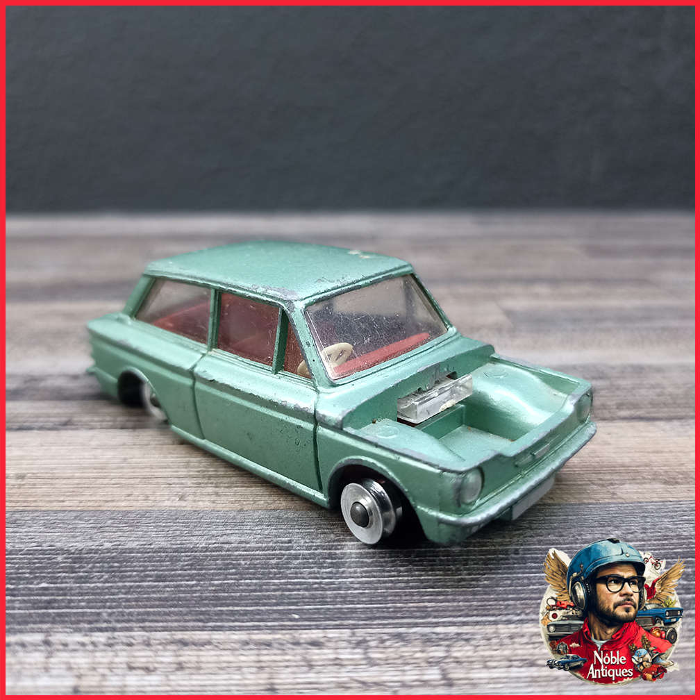 Dinky Toys 138 Hilman IMP Saloon