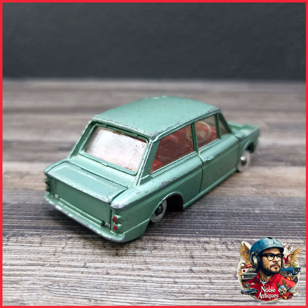 Dinky Toys 138 Hilman IMP Saloon