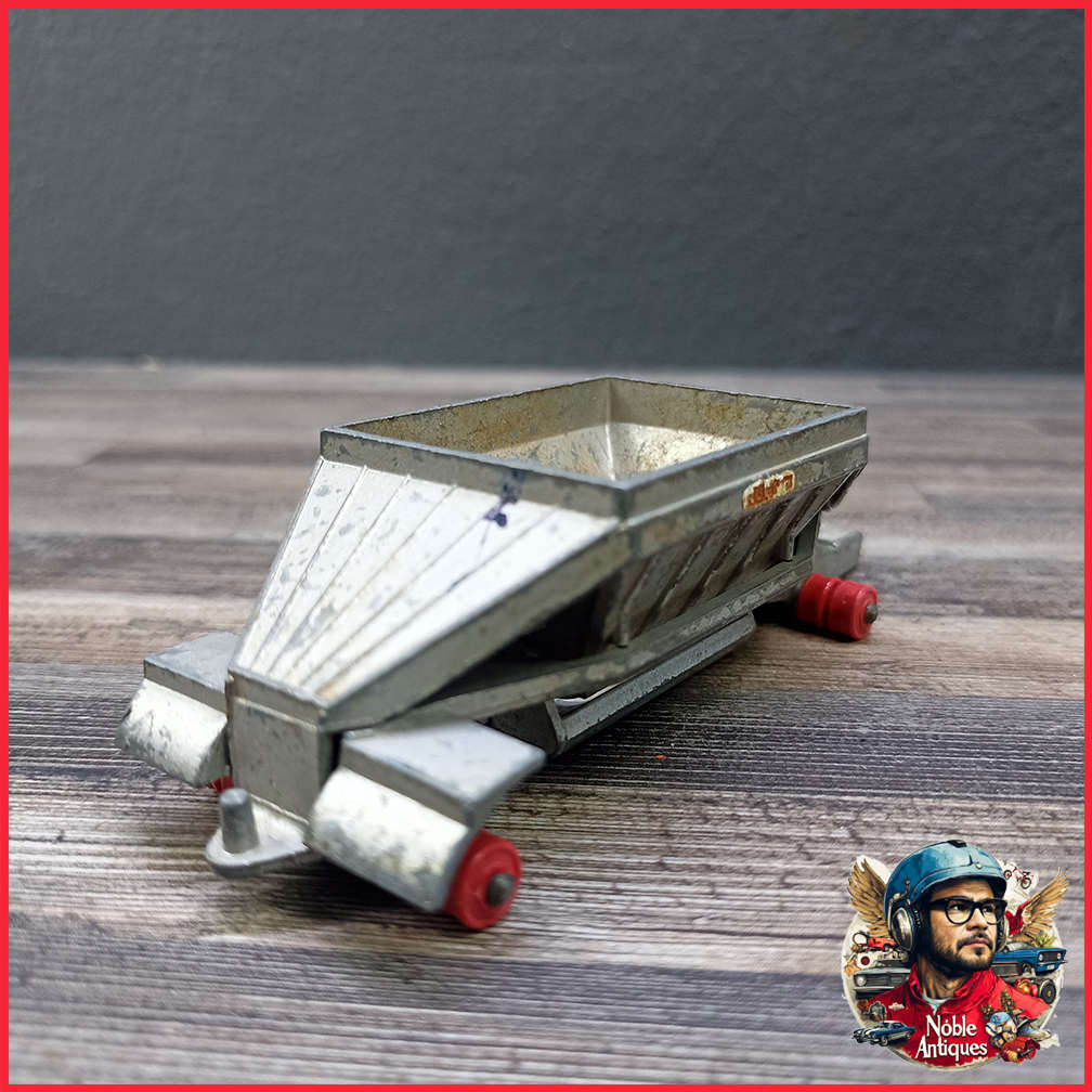 Matchbox Series Major Freuhauf Hopper Train