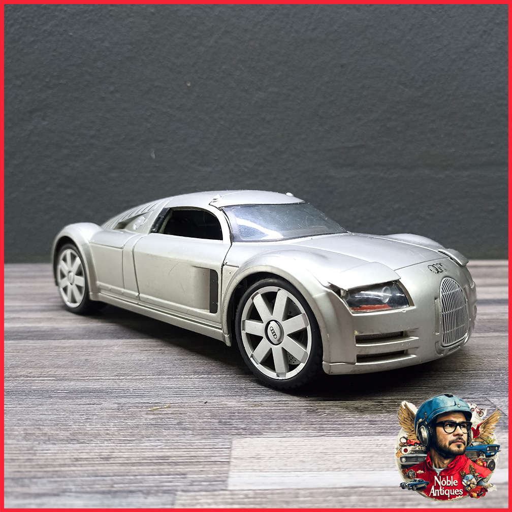 Maisto Die Cast 1:18 Audi Supersportwagen Rosemeyer Silver