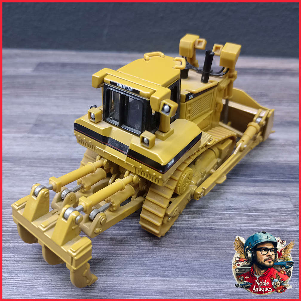 Original Norscot Die Cast Caterpillar D8R Series II Track-Type Tractor No Box Scale 1:50 L: 155 mm