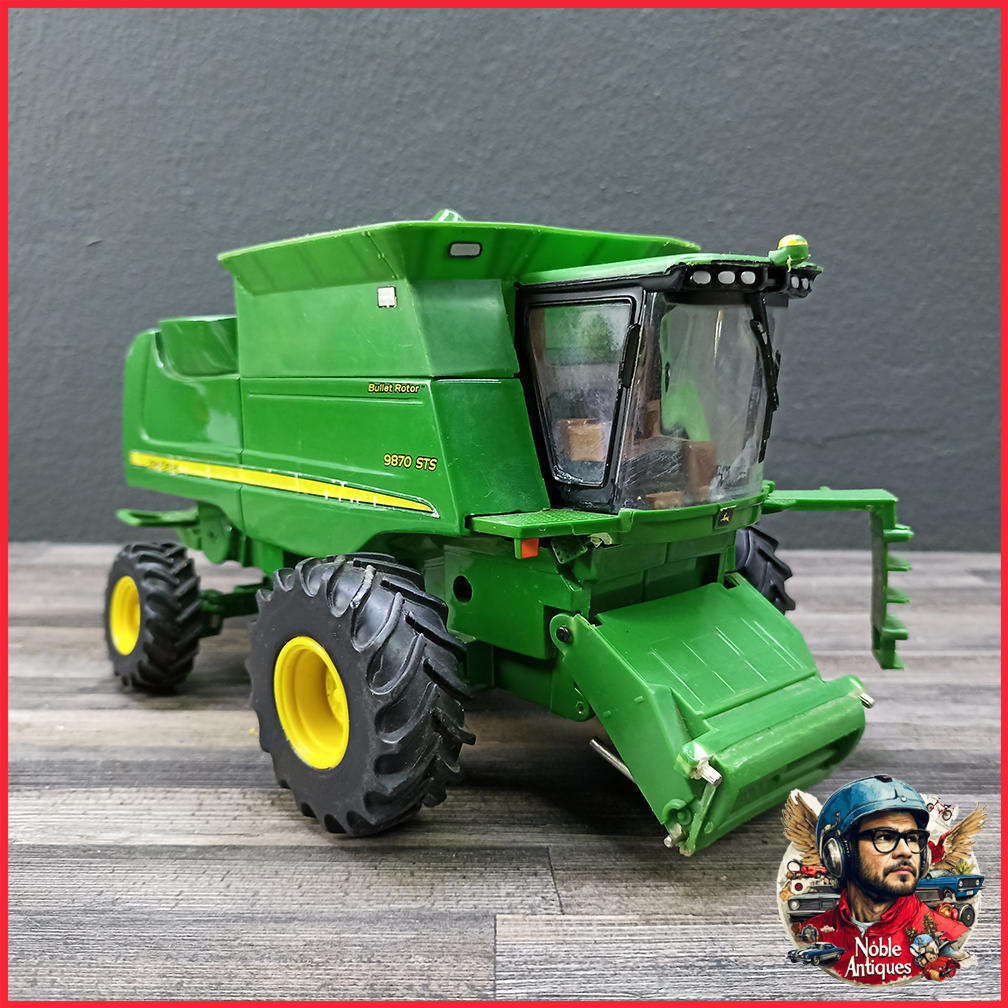 Die Cast Metal 1/32 scale John Deere Combine Series 2 Precision