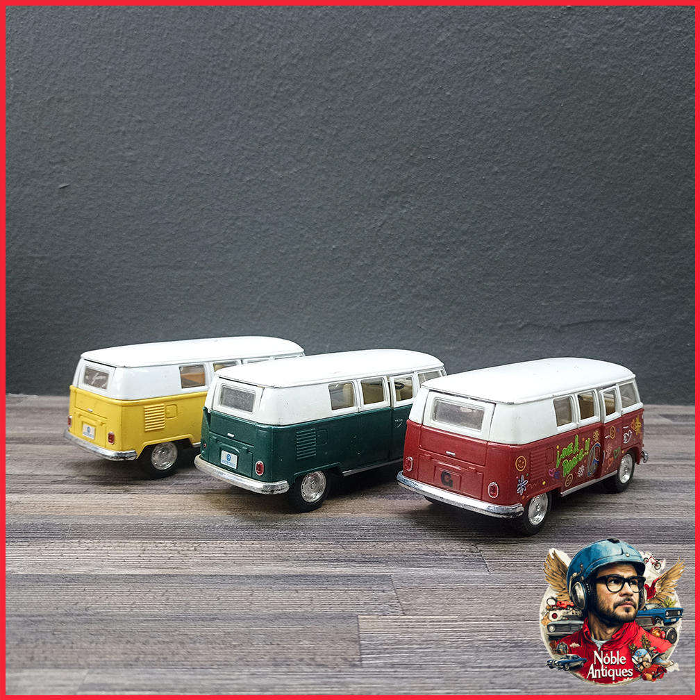 1962 Volkswagen Bus Die Cast Collection 1:32