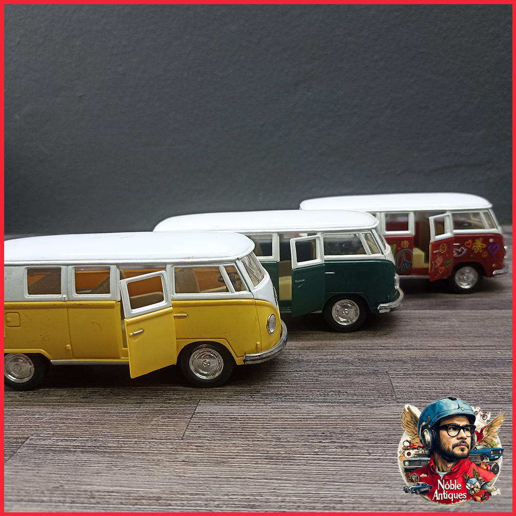 1962 Volkswagen Bus Die Cast Collection 1:32