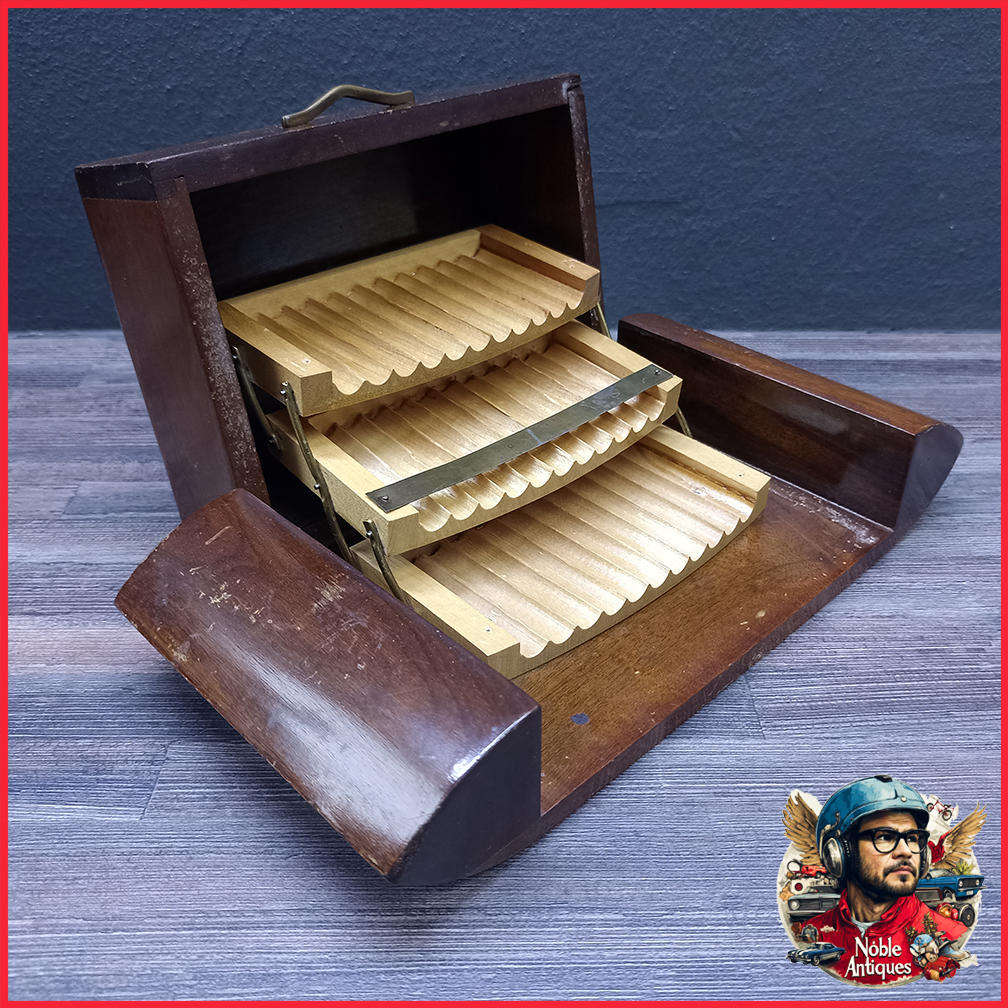 Vintage Woodpecker Art Deco Cigarette Holder