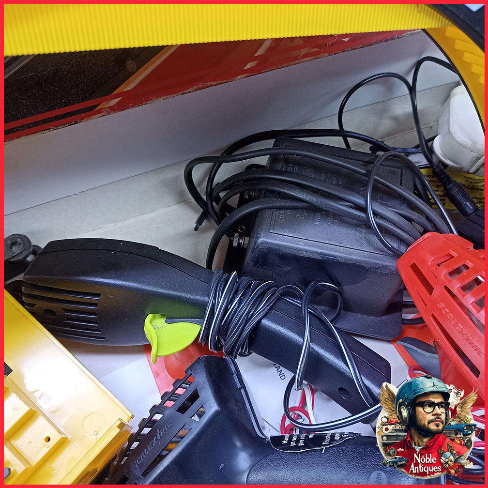 Boxed 1980s Scalextric Le Mans 24hr Set & Scalextric Accessory Set