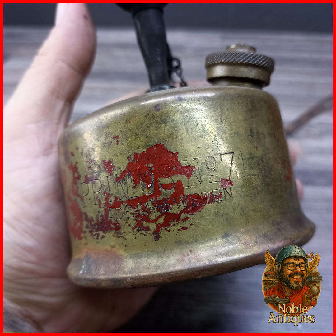 Vintage Primus No. 71 Brass camping stove with Original Metal Case