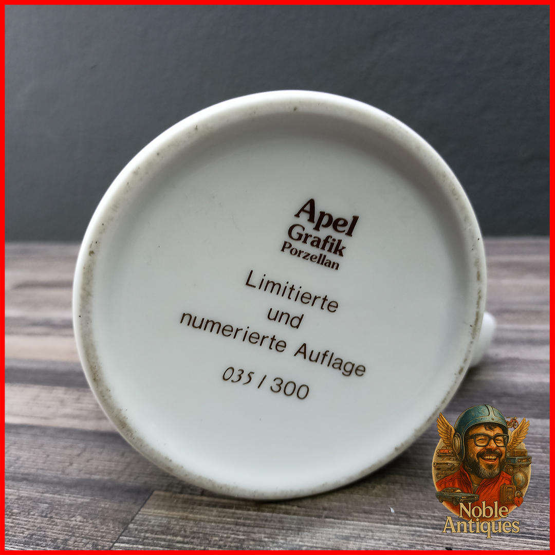 Vintage German Frankfurt/Main Beer Stein