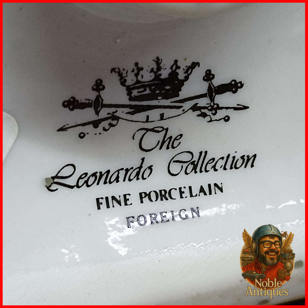 Vintage Leonardo collection The Old Lady Balloon Seller