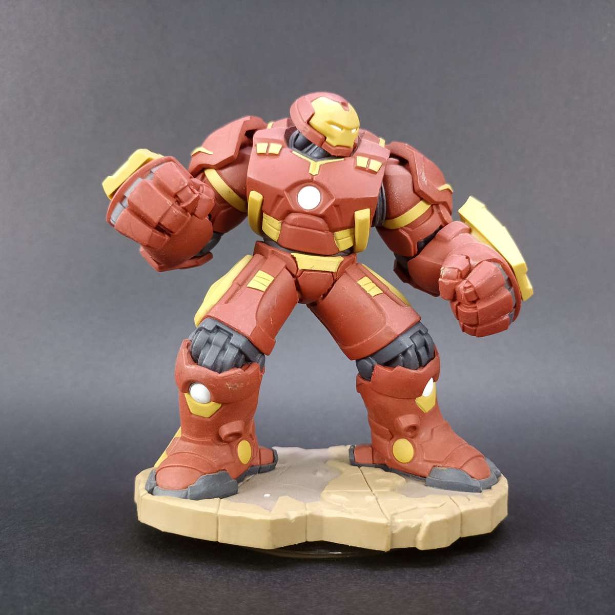 Disney Infinity Hulkbuster Figure!!!