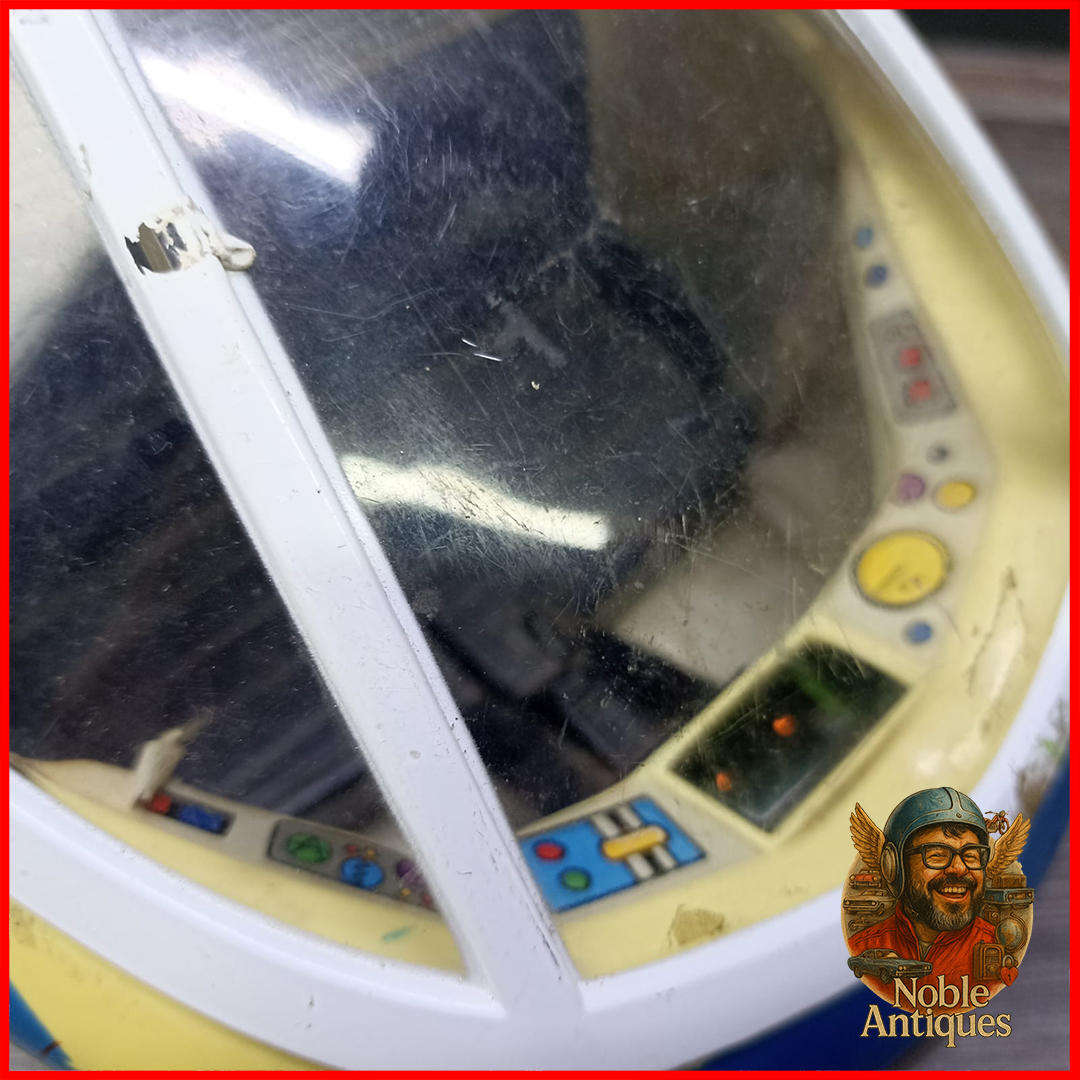 Vintage Toy Story Think Way 1996 Buzz Lightyear's Space Craft, lights and speaks