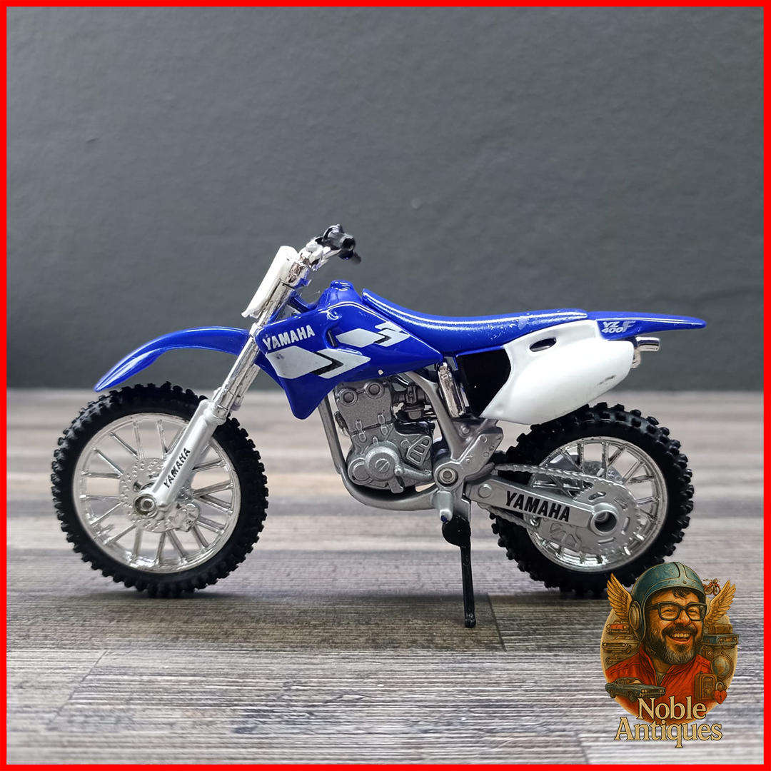 Yamaha YZ450F Motorcycle Die-cast Scale 1:18
