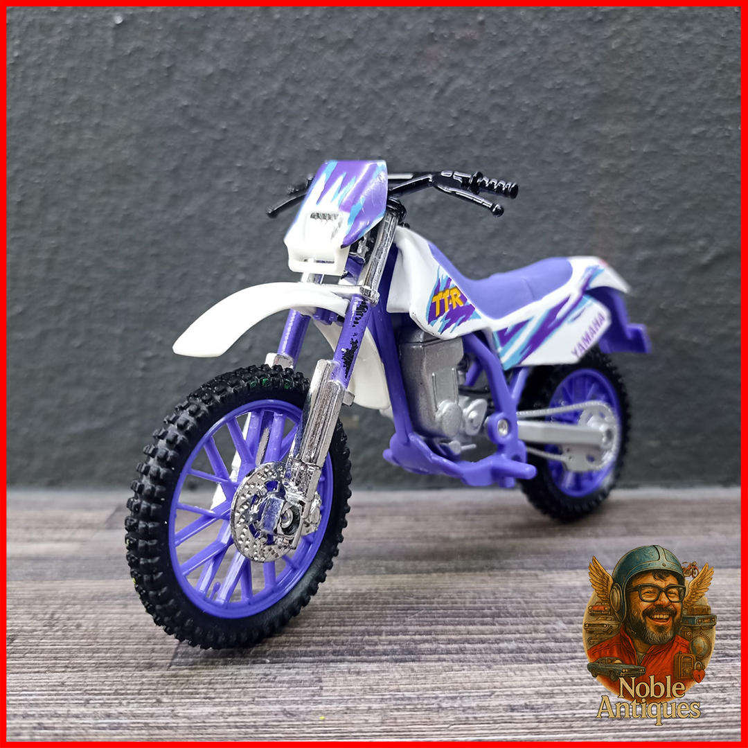 Yamaha TT-R 250 Motorcycle Die-cast Scale 1:18