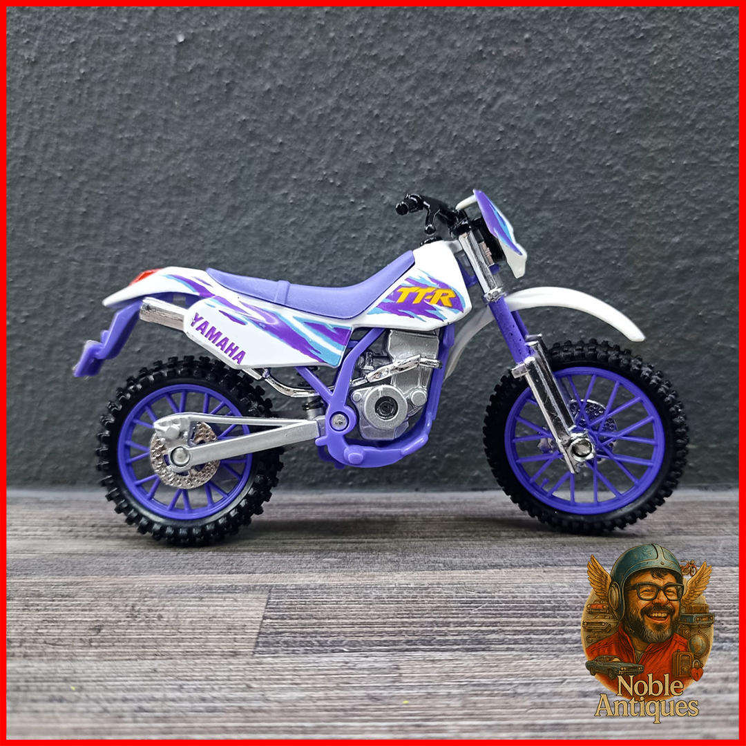 Yamaha TT-R 250 Motorcycle Die-cast Scale 1:18