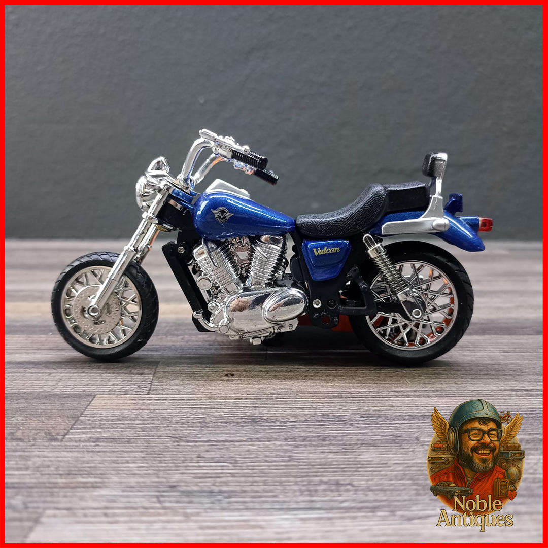Kawasaki Vulcan Motorcycle Die-cast Scale 1:18