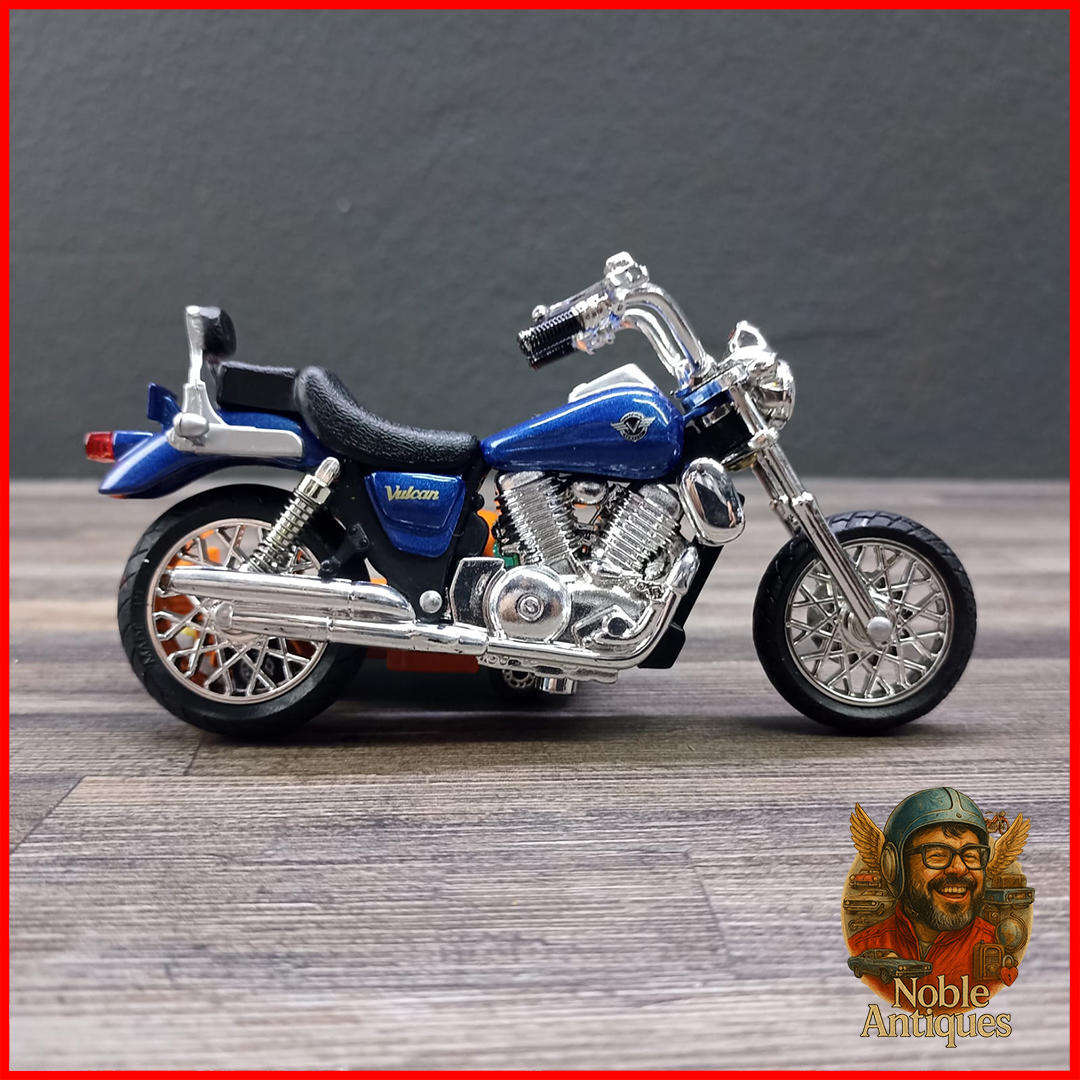 Kawasaki Vulcan Motorcycle Die-cast Scale 1:18