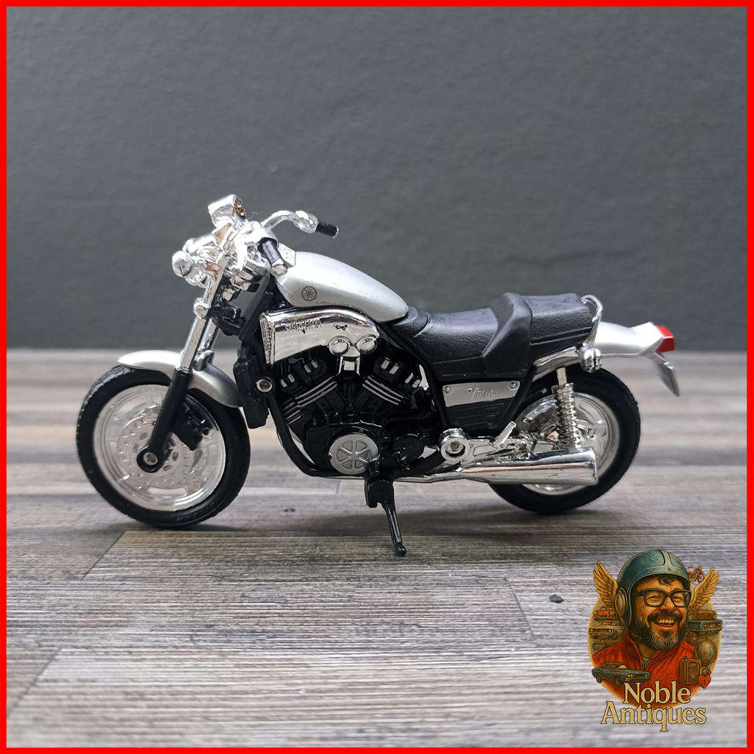 Yamaha V-Max Motorcycle Die-cast Scale 1:18