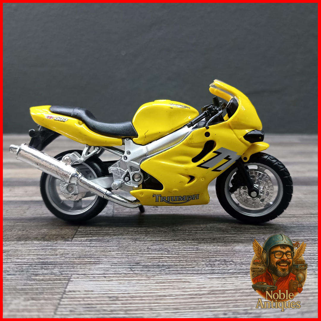 Triumph TT 600 Motorcycle Die-cast Scale 1:18