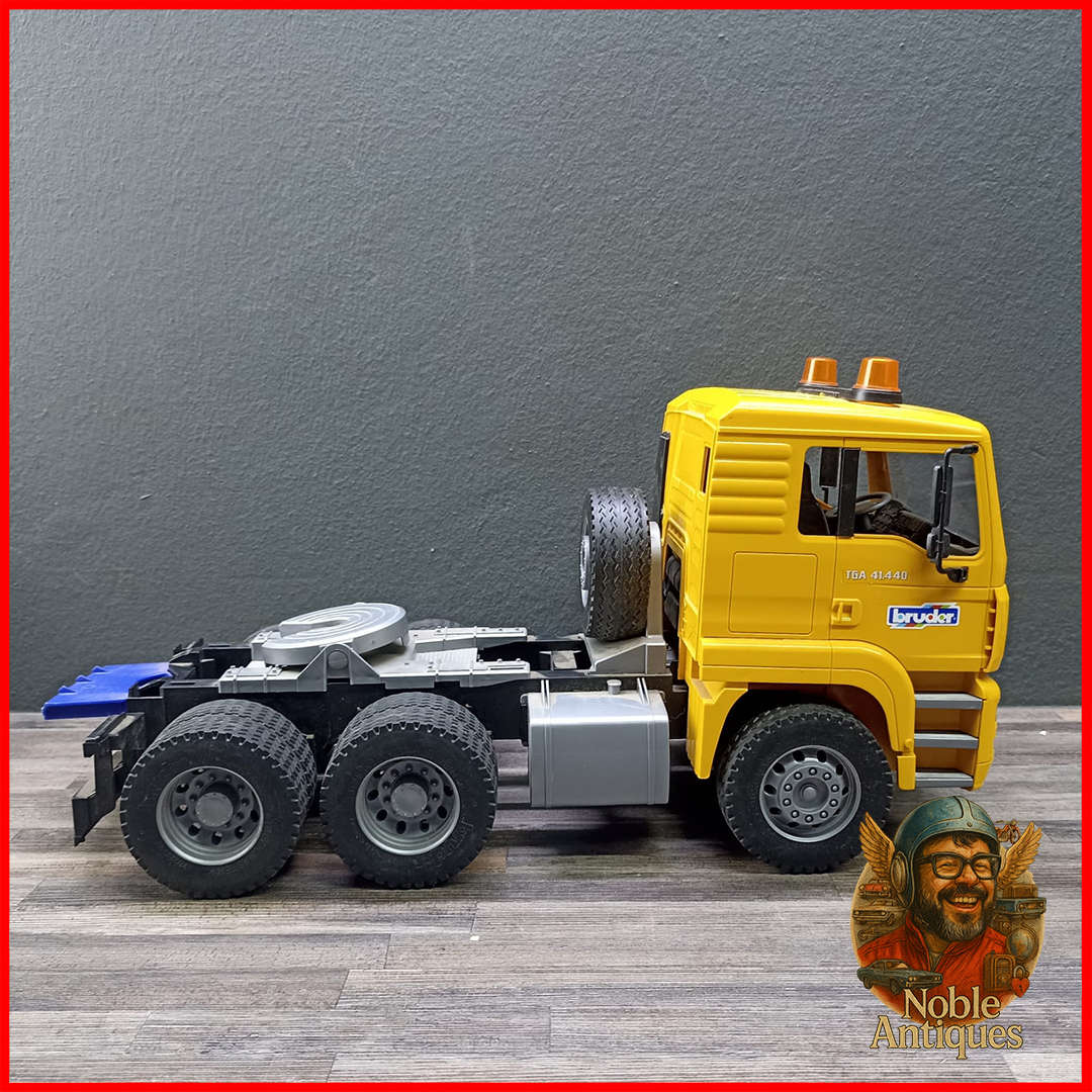 Large Bruder MAN TGA Low Loader Truck Scale 1:16
