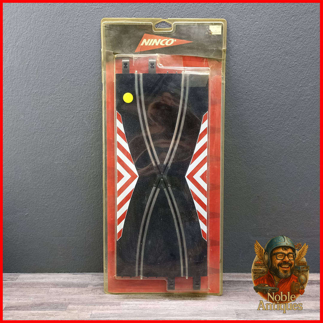 Ninco 1/32 scale slot car track accessory Tramo Cambio Pista Crossover 40CM