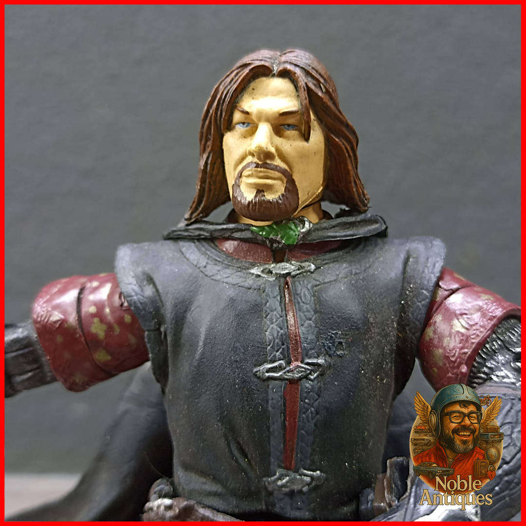 Lord of the Rings Boromir Deluxe Action Figure